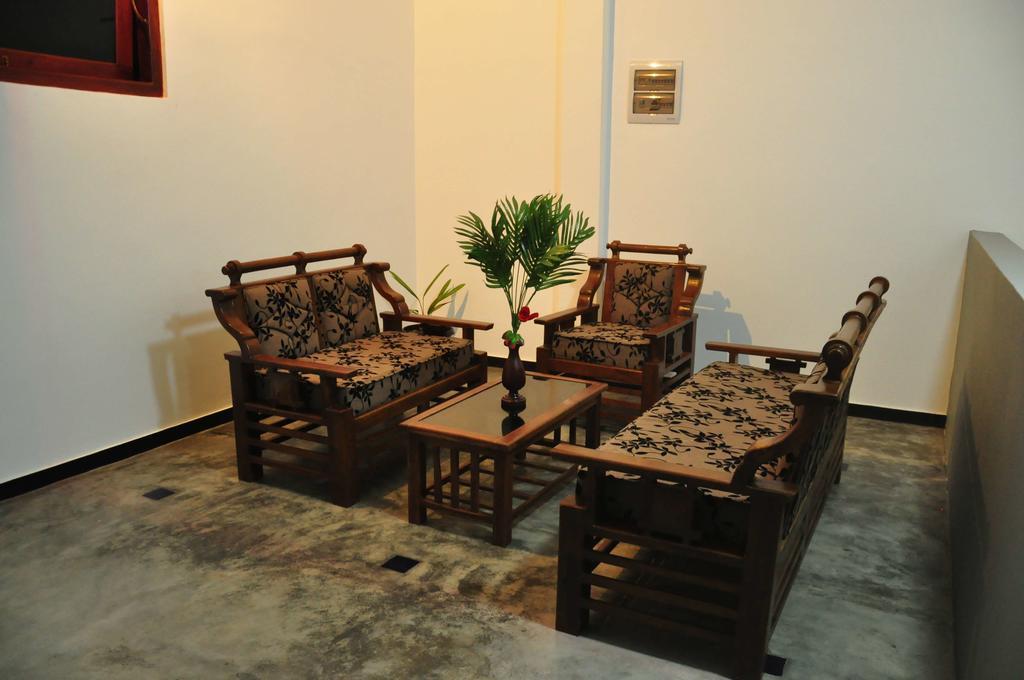 Asantha Guest House Unawatuna Exterior photo