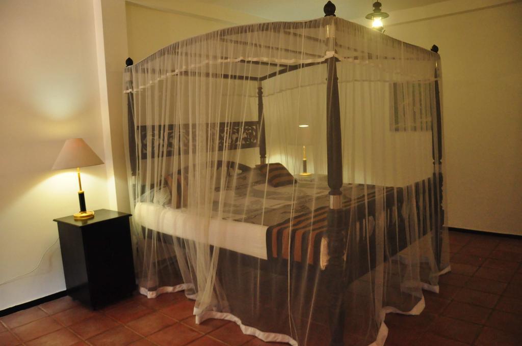 Asantha Guest House Unawatuna Room photo