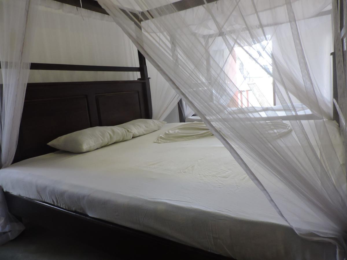 Asantha Guest House Unawatuna Exterior photo